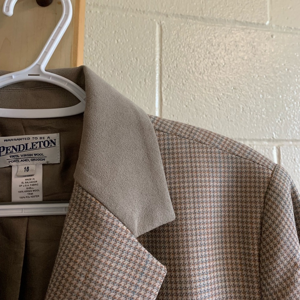 Pendleton oversized brown women’s blazer- academia